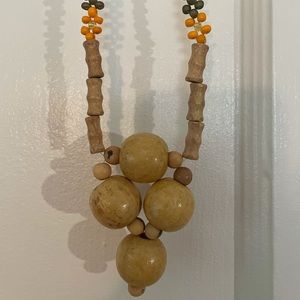 Beaded necklace from Panamá